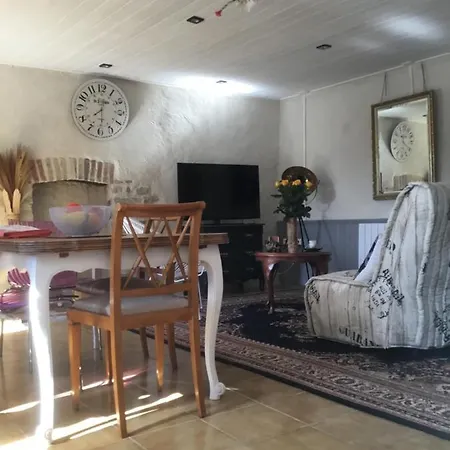 Holiday home Petite Maison De Bourg
